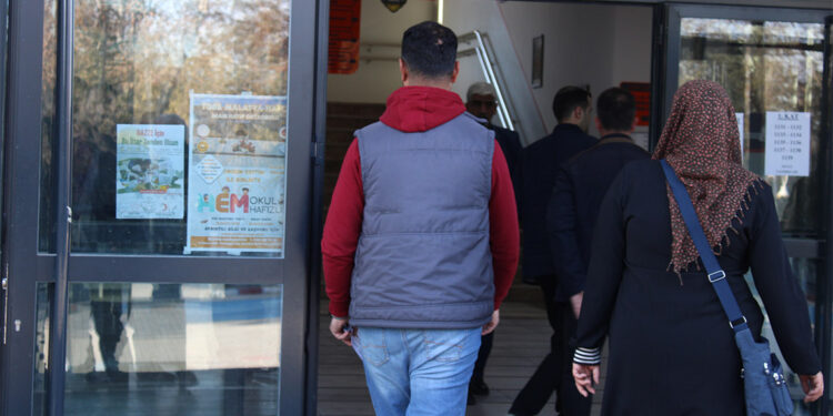 Malatya'da seçmenler sandık başında