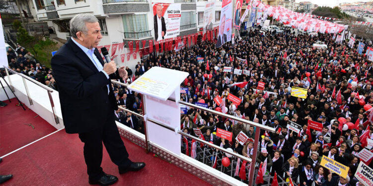 Meclis'te çoğunluk istiyorum