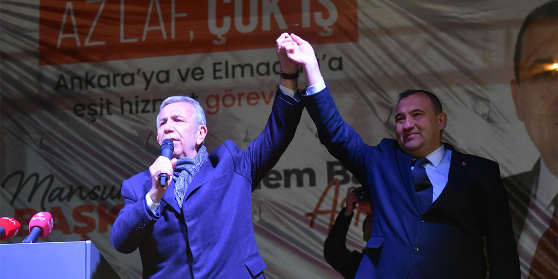 Ankara Büyükşehir Belediye Başkanı Mansur Yavaş, PKK'lıların Belçika'da Türklere saldırdığını belirterek, "Peki, bunlarla kim uğraşacak? Dışişleri Bakanı adaylara oy istemekte. Derhal Belçika'ya gidin, o teröristlere ne yapıyorsanız yapın, Türklere saldırmasının önüne geçin" dedi.