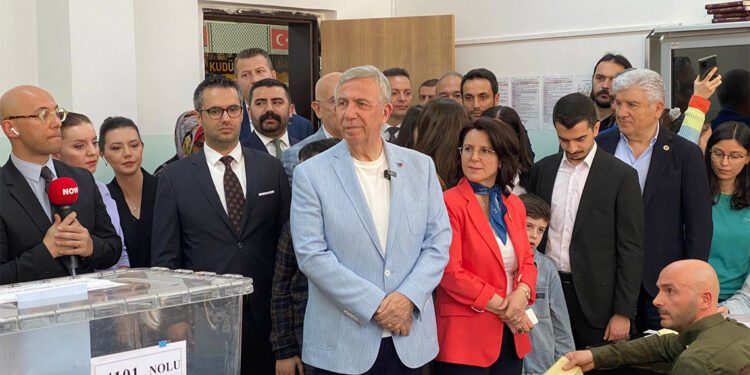 Seçimlerin sonucu hakkında hiçbir tereddüdümüz yok