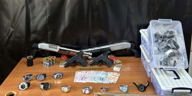 Çabuk suç örgütüne operasyon; 7 gözaltı