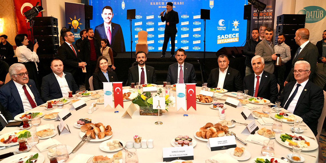 Murat Kurum, 'Ahıska Türkleri ile Sahur Sofrası'nda buluştu