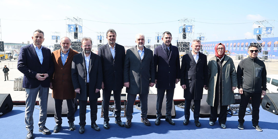 Murat Kurum Atatürk Havalimanı’nda konuştu