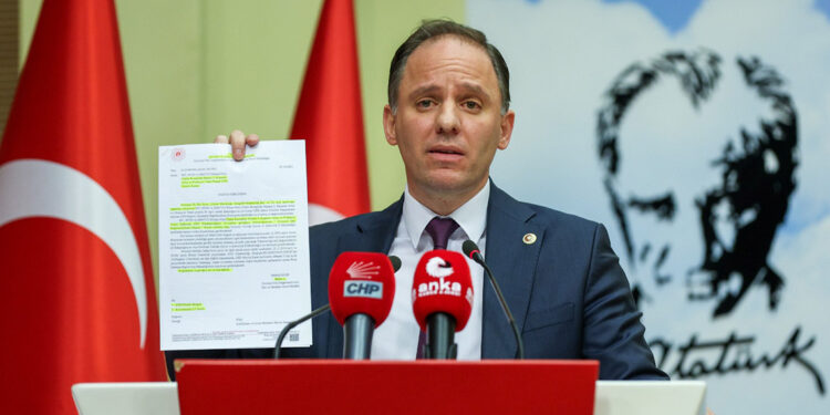 Murat Kurum'un Çevre Komisyonu Başkanı olması abesle iştigaldir