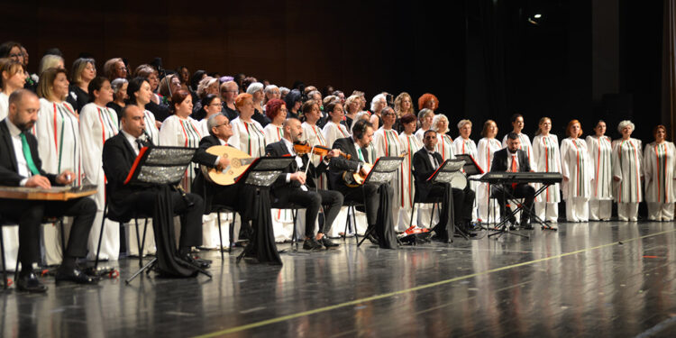 Nilüfer Kadın Korosu, Gazzeliler için sahne aldı