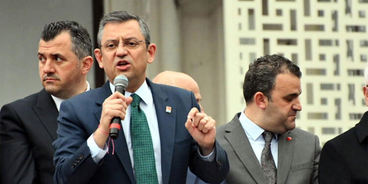 Erdoğan, çalışanlarla emeklileri karşı karşıya getirmeye çalışıyor