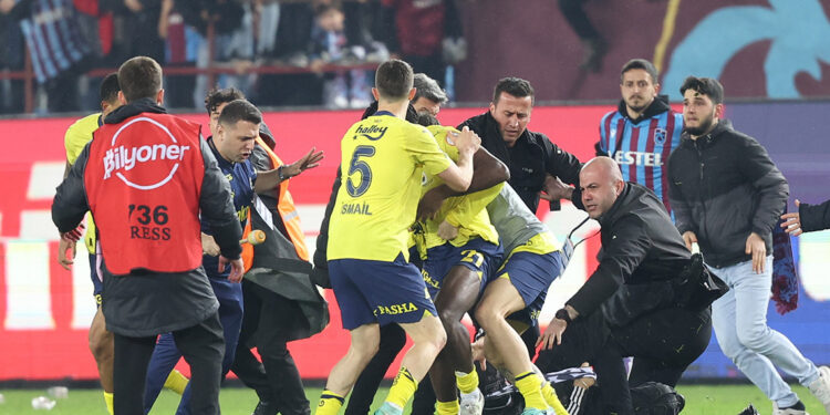 Olaylı maçta 5 taraftarın tutukluluğuna itiraz reddedildi