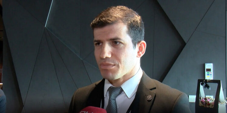 Omurga cerrahisindeki riskler en aza indirildi