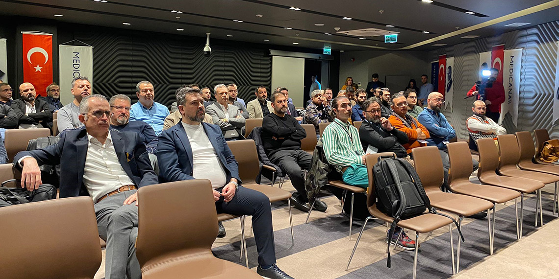 Omurga cerrahisindeki riskler en aza indirildi