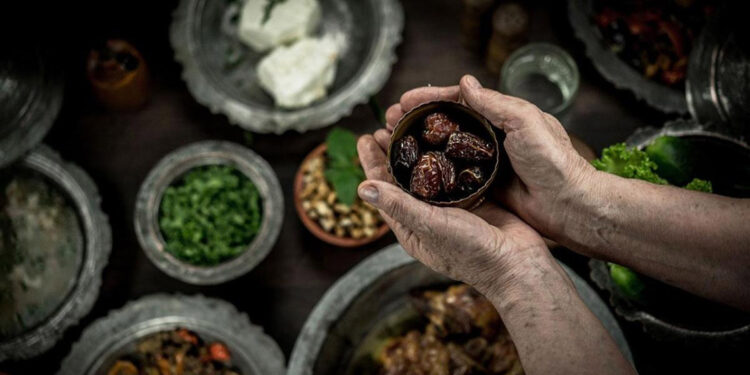 Oruç tutmak sabır duygusunu geliştiriyor