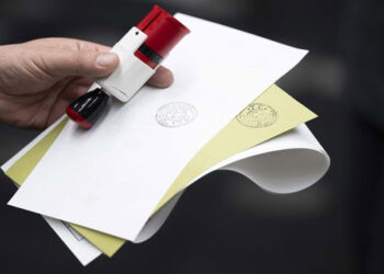 Oy kullanmama cezası 300 tl