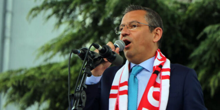 Özgür Özel: Sende kimsenin hakkını bırakmayacağız