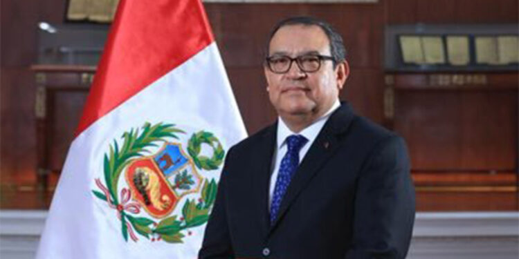 Peru Başbakanı istifa etti