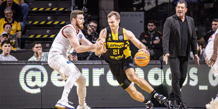 Pınar Karşıyaka Ufuk Sarıca yönetiminde üst üste üçüncü kez erken havlu attı