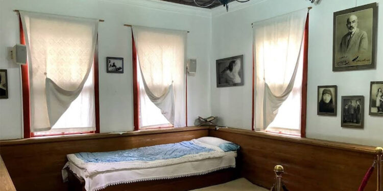 İstiklal Marşı Taceddin Misafirhanesi'nde yazılmıştır