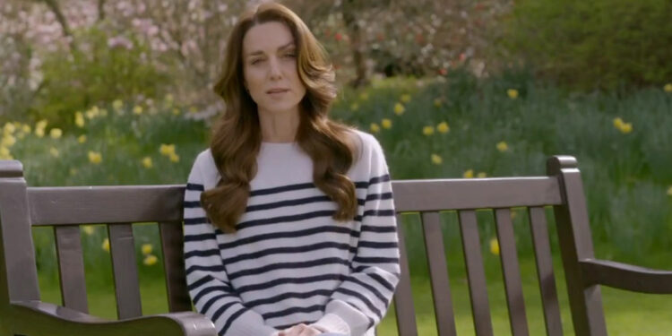 Prenses Kate Middleton kanser olduğunu açıkladı
