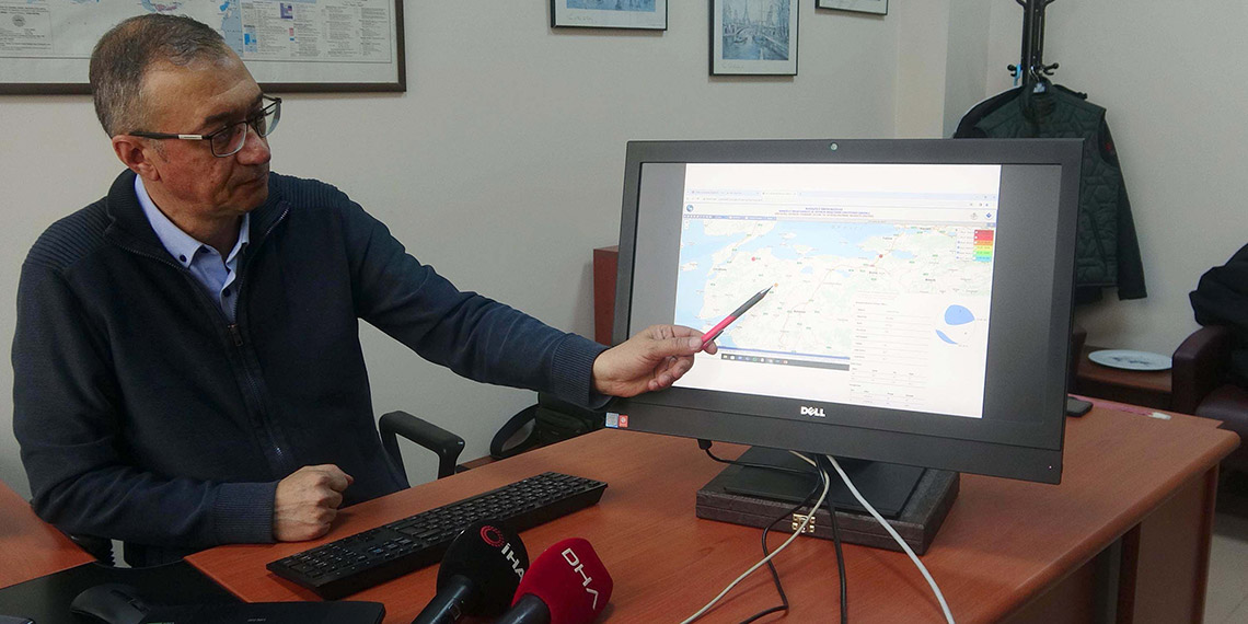 Prof. Dr. Özden, Çanakkale depremine ilişkin konuştu