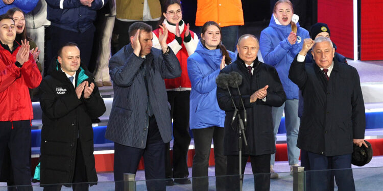 Putin’den Kızıl Meydan’da ‘Rus Baharı’ açıklaması