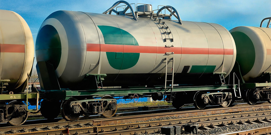 Küresel Enerji Takibi kuruluşunun yayınladığı rapora göre, küresel sıcaklık artışını 1.5 dereceyle sınırlandırma taahhüdüne rağmen, dünya çapındaki petrol ve gaz üreticilerinin bu 10 yıl sonunda çıkardıkları petrol ve gaz miktarının 4 katına çıkacağı açıklandı.