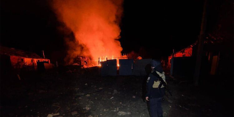 Rusya Harkiv bölgesinde bombardıman düzenledi; 2 ölü, 2 yaralı