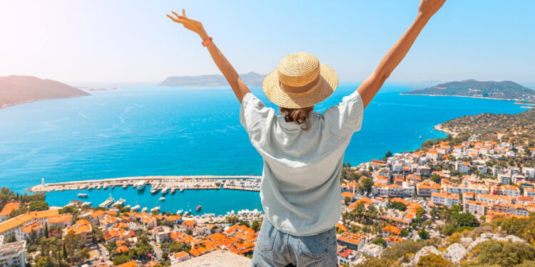 Ramazan Bayramı tatilinde 20 milyon kişi seyahate çıkacak