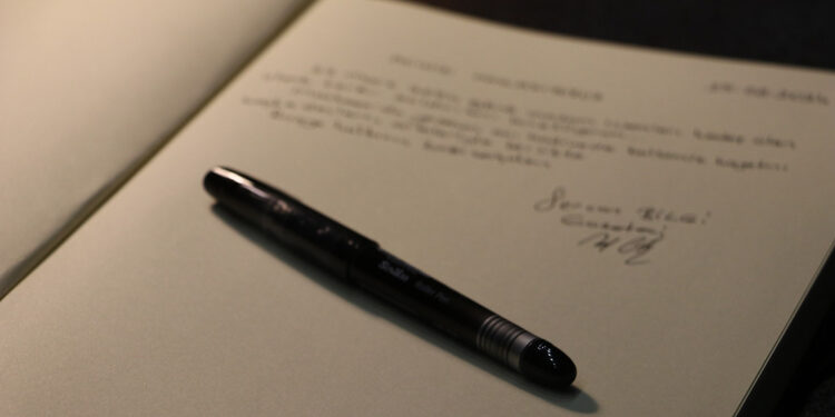 Rusya Büyükelçiliği'nde 'Taziye Defteri' açıldı