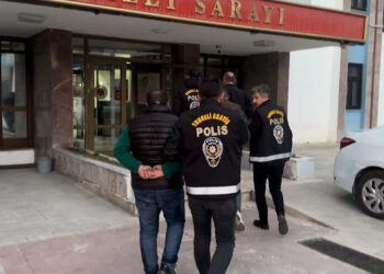 7 kişiyi sahte vizeyle dolandıranlara operasyon: 3 tutuklama