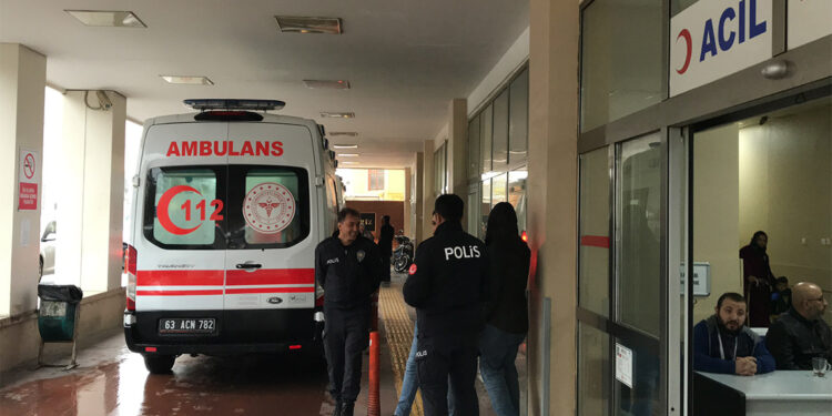Şanlıurfa'da akrabalar arasında taşlı sopalı kavga; 9 yaralı