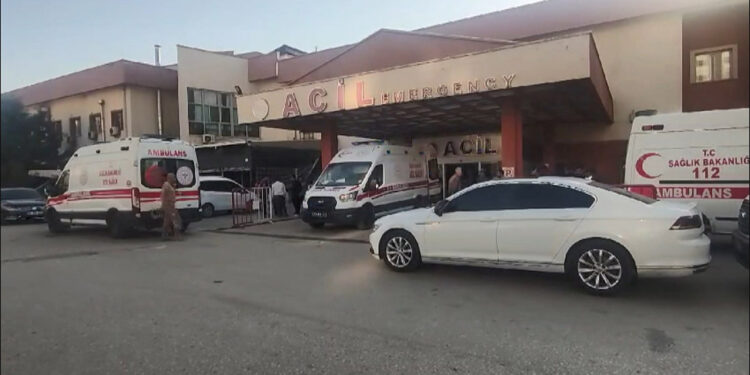 Şırnak'ta bulduğu cismin elinde patladığı çoban yaralandı