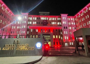 Şırnak'ta nevruz etkinliklerinde polise taş atan 45 şüpheli gözaltında