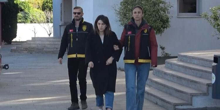 Sahte avukat, eski avukat sevgilisine özenmiş