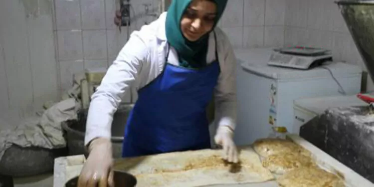 Sandıklı'da ramazanın vazgeçilmezi haşhaşlı tahinli pide