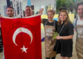 Şef ebru baybara demir, , şili'de türk bayrağını dalgalandırdı