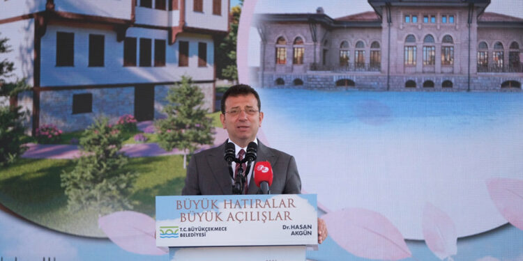 Sefaköy-Beylikdüzü metro hattı 18 aydır bir imza bekliyor