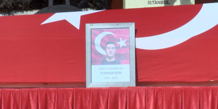 Şehit Polis Furkan Bor için Emniyet Müdürlüğü'nde tören