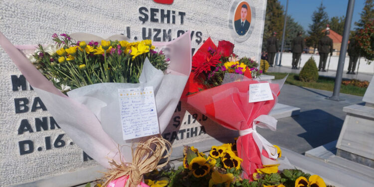 Şehit kızından babasına duygulandıran not