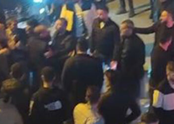 Siirt'te 2 grup arasında çıkan kavgaya biber gazı ile müdahale