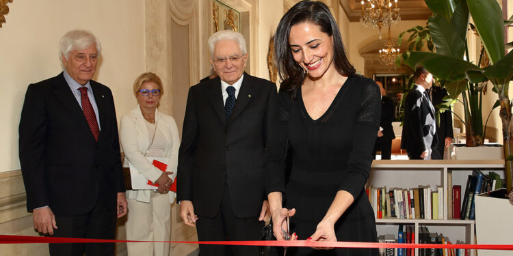 Silvio Berlusconi'nin evi, yabancı gazetecilerin ofisi oldu