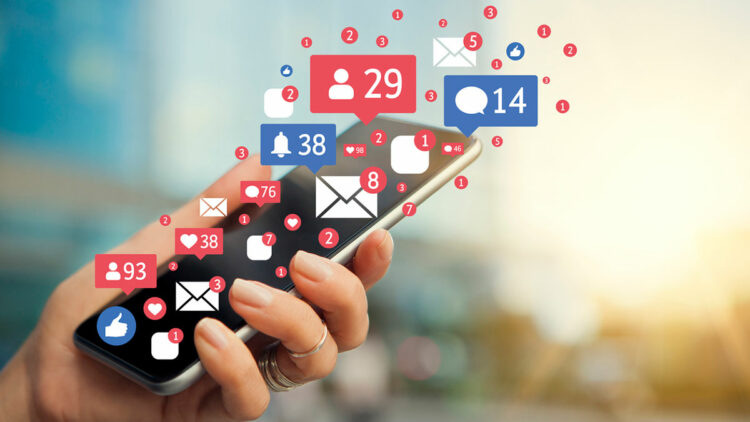 Sosyal medya kullanımına bağlı yalnızlık arttı