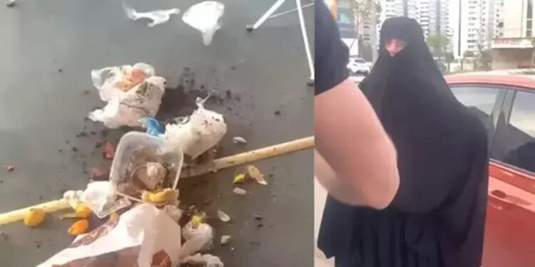 Spor salonu önüne çöp attılar: 'Ramazanda spor yapılmaz'