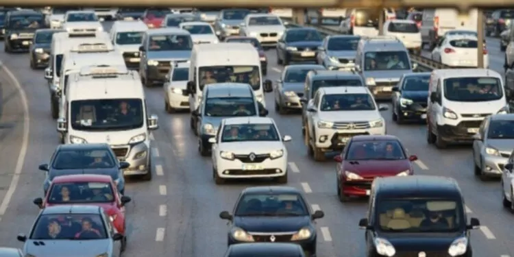 Şubatta trafiğe kaydı yapılan taşıt sayısı yüzde 9,3 azaldı