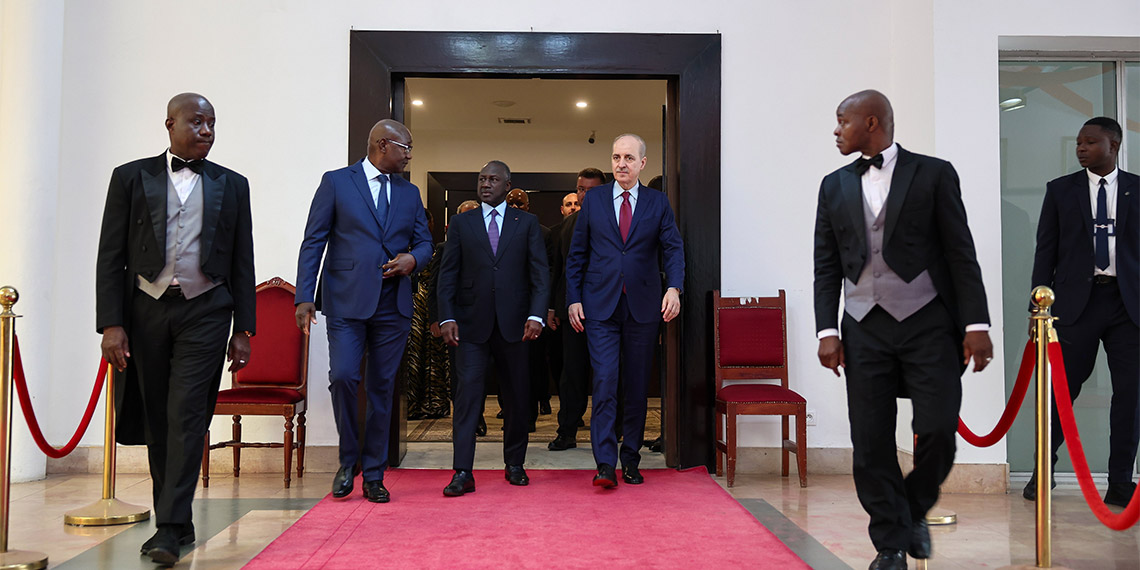 TBMM Başkanı Numan Kurtulmuş, “Afrikalı dostlarımızla, ‘Elinizi uzatın hep beraber ayağa kalkalım’ diyerek Afrika'nın uyanışına katkıda bulunmaya gayret ediyoruz” dedi.