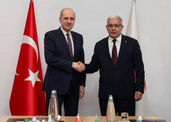 Numan Kurtulmuş Cezayirli mevkidaşı ile görüştü
