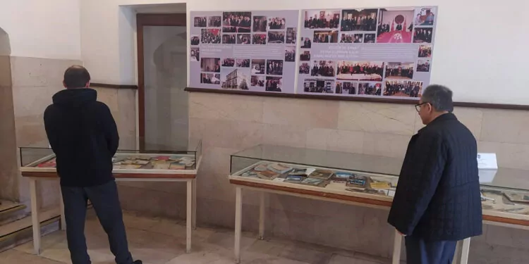 Tgc basın müzesi'nde gazeteci kitapları sergisi açıldı