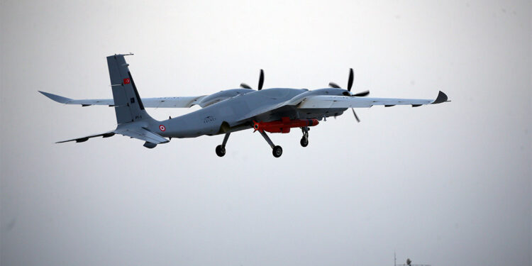 Çakır Seyir Füzesi hedefi tam isabetle vurdu