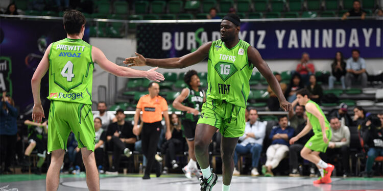 TOFAŞ-Darüşşafaka Lassa'ya 90-83 mağlup oldu