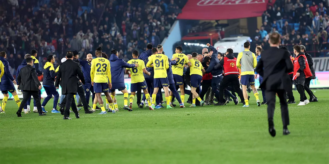 Trabzonspor fenerbahce ek fotograflar 27495 4 - öne çıkan - haberton