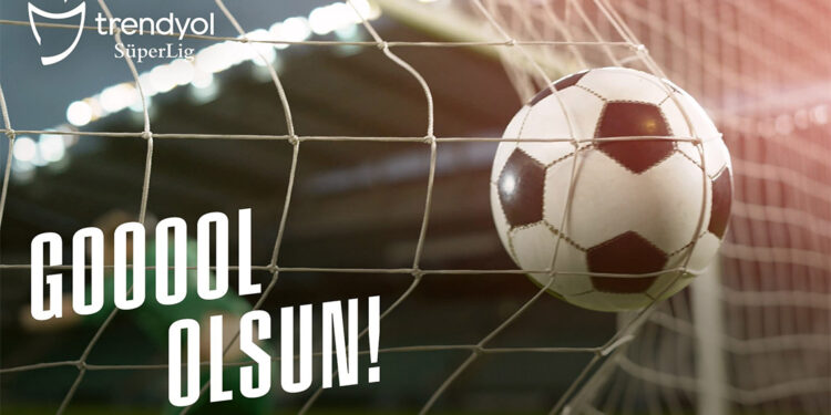 Futbolseverlerin yeni marşı 'Gol Olsun'