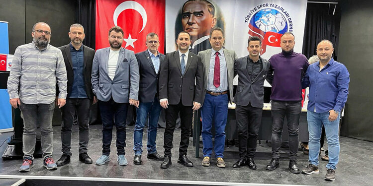 TSYD İzmir Şubesi'nde Ergin Karataş dönemi