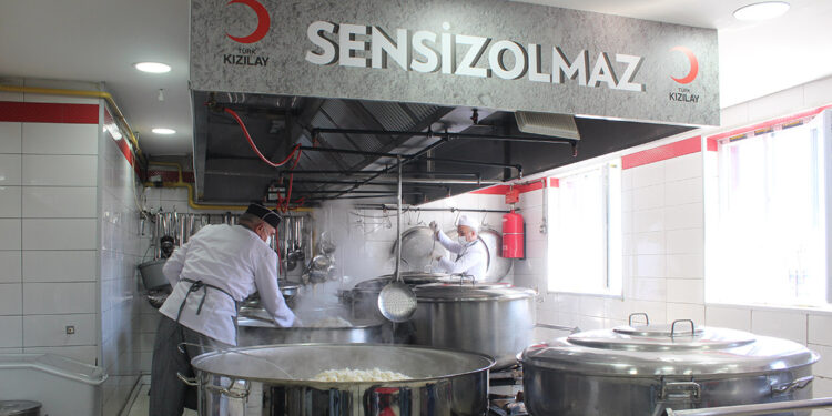 Türk Kızılay'da aşevi otomasyonu dönemi